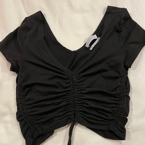 Urban outfitters cropped tee - Picture 1 of 1